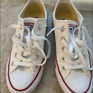 Converse Tennis Shoes